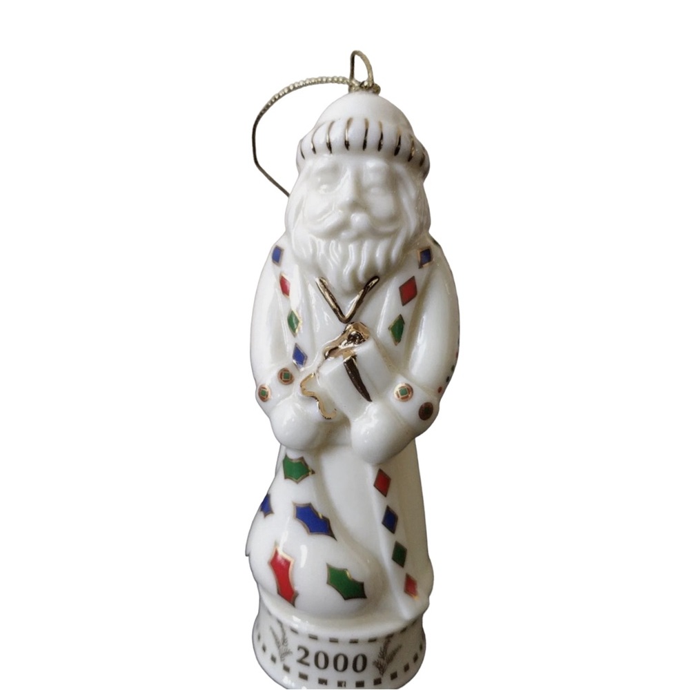 Madison Avenue Porcelain 2000 Musical Angel Ornament Plays Silent Night